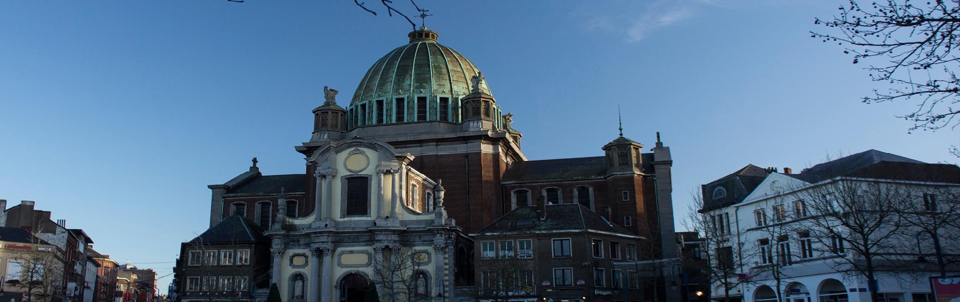 Charleroi Taxis Fast and Safe, Book Now! Tranigo