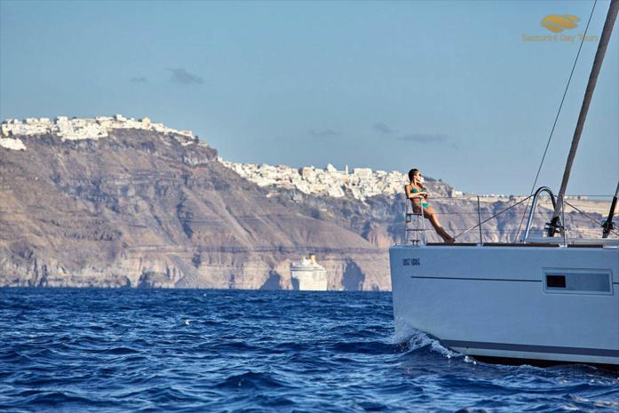 Santorini Luxury Morning Cruise