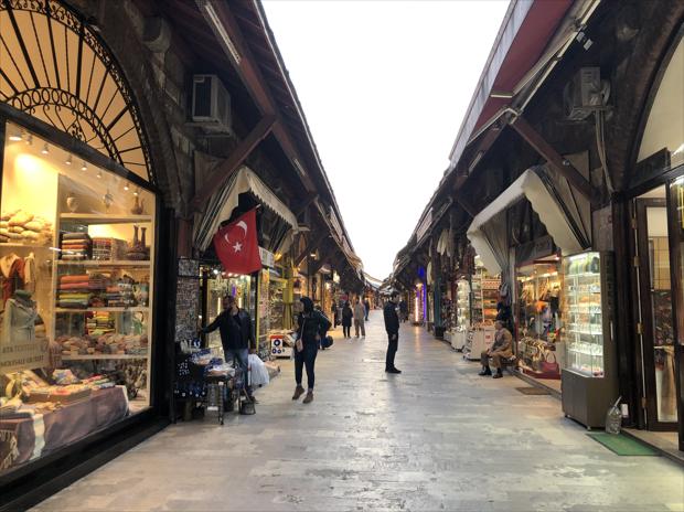 Istanbul Shopping and Sightseeing - The Style Traveller