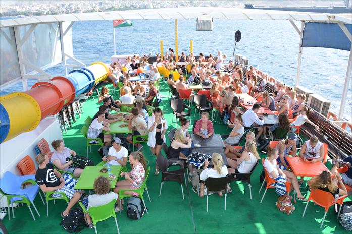 Read Sea Boat Trip with Lunch & Entertainment in Aqaba