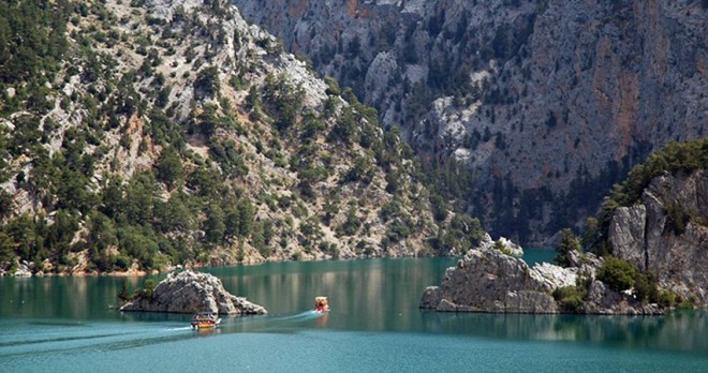 Green Canyon Boat Trip