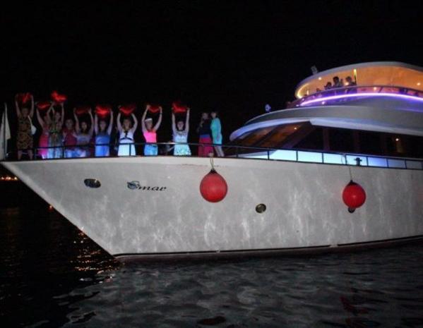 Sharm El Sheikh Romantic Dinner Cruise Tour
