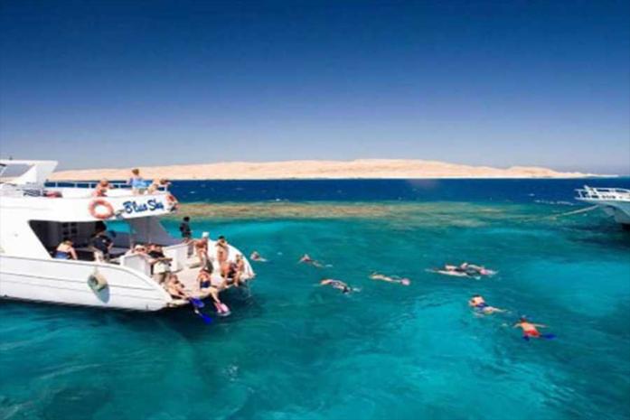 5 Nights - 6 Days Sharm El Sheikh Tour at 4 Star Hotels