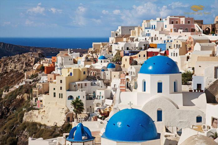 Hidden Gems and Wine Experience Santorini