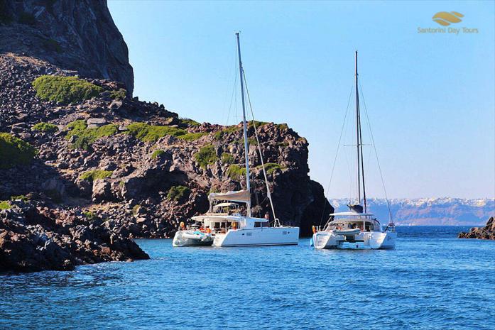 Santorini Luxury Sunset Cruise with Ammoudi Bay Views