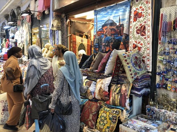 Shopping Tour Istanbul (Self Scheduled & Guided)