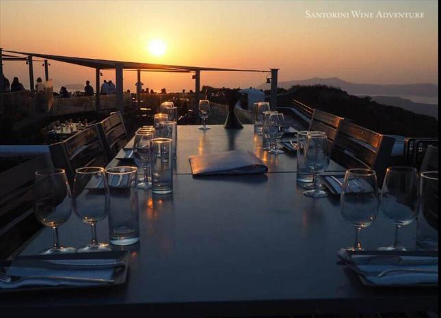 Small Group Santorini Wine Tasting (Sunset Tour)