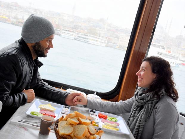 Bosphorus Tour by Boat (With Breakfast)