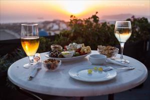 Small Group Santorini Wine Tasting (Sunset Tour)