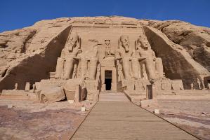 Private Day Tour to Abu Simbel from Cairo by Plane