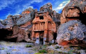 Ihlara Valley & Derinkuyu Underground City Tour