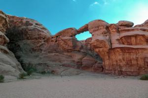 Wadi Rum Jeep Ride Tour (2 Hours)