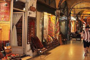 Istanbul Grand Bazaar Rooftop and Shopping Tour (Half-Day Private)