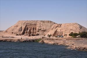 Private Day Tour to Abu Simbel from Cairo by Plane