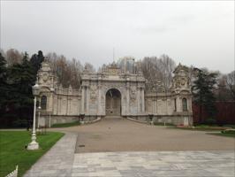 Dolmabahce Palace Tour (Half Day Morning Tour)